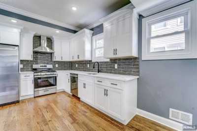 Home For Sale in North Arlington, New Jersey