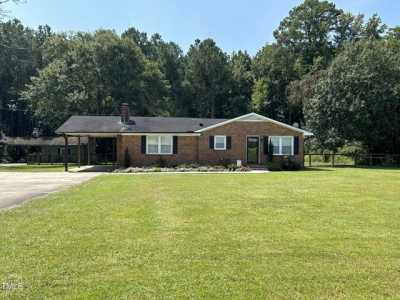 Home For Sale in Kenly, North Carolina