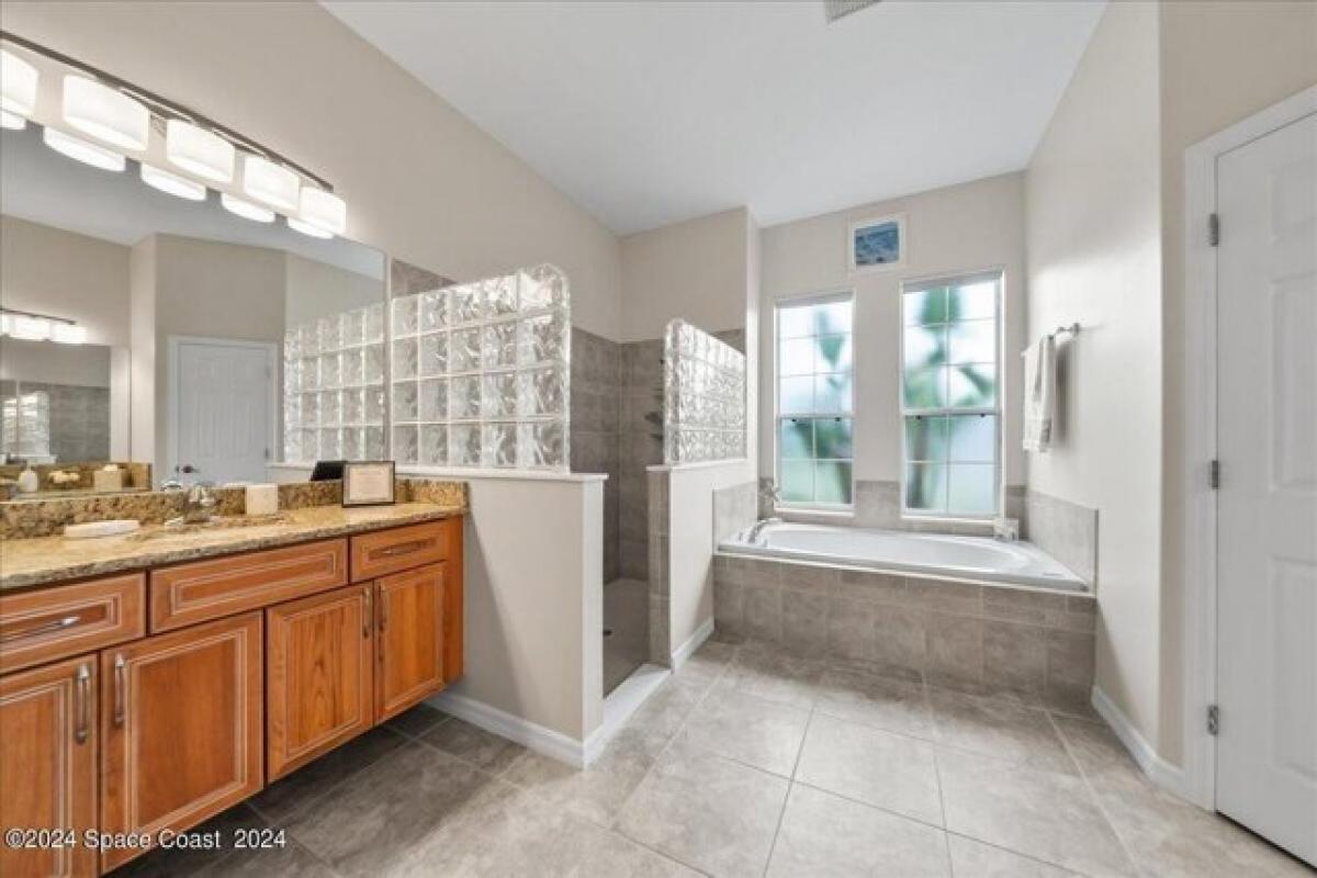 Picture of Home For Sale in Rockledge, Florida, United States