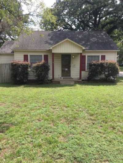 Home For Sale in Nacogdoches, Texas