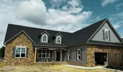 Home For Sale in Winterville, North Carolina