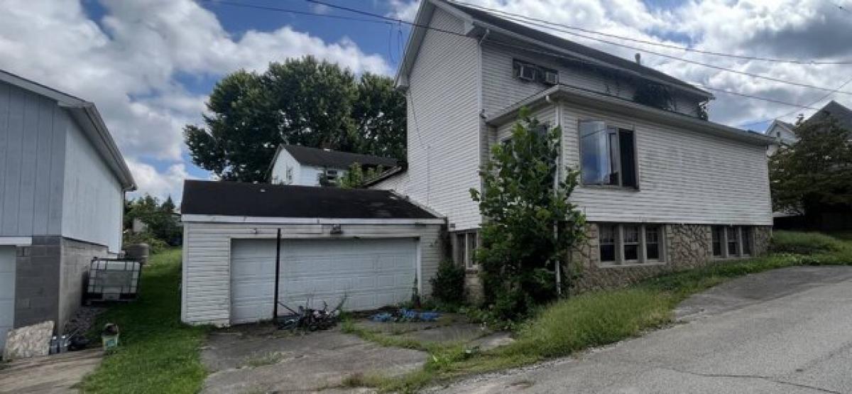 Picture of Home For Sale in Barrackville, West Virginia, United States