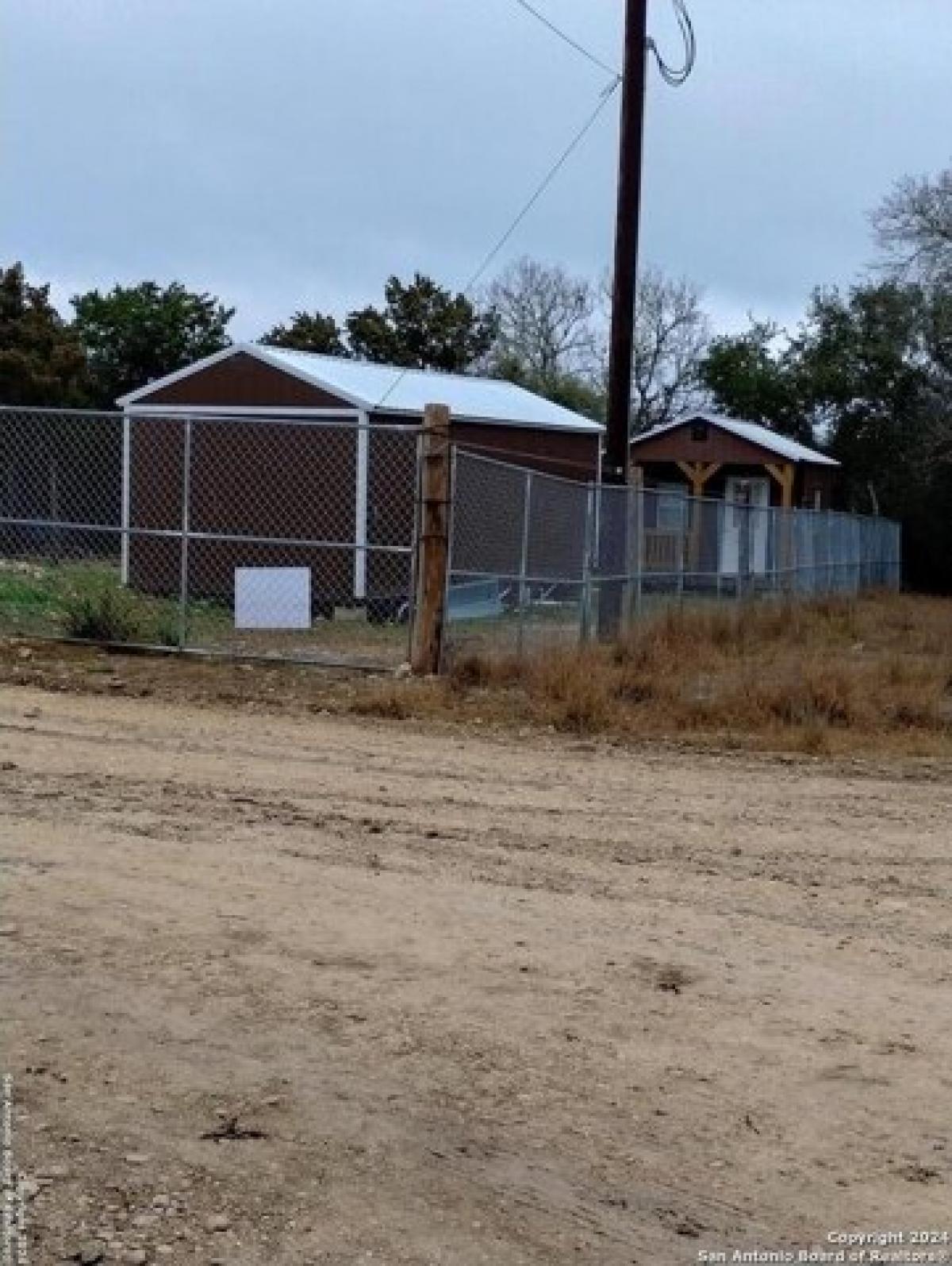 Picture of Home For Sale in Bandera, Texas, United States