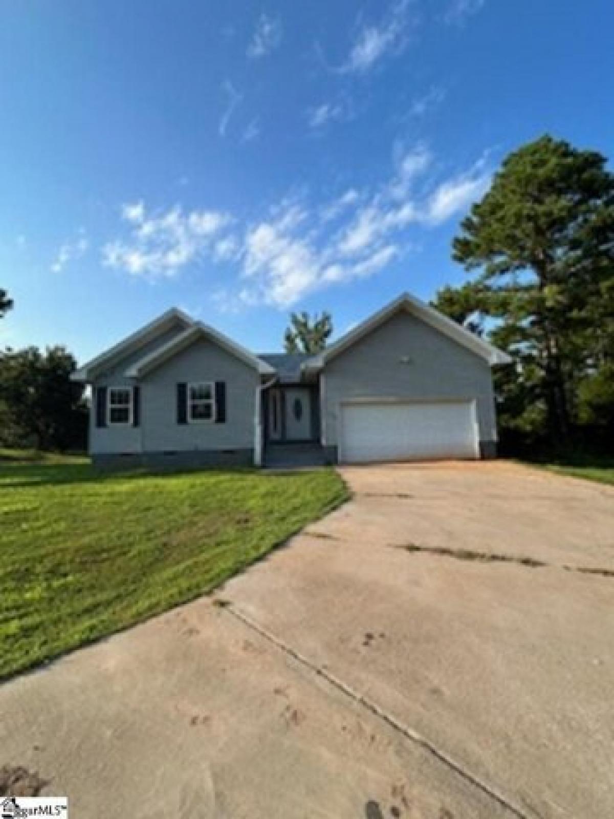 Picture of Home For Sale in Gaffney, South Carolina, United States