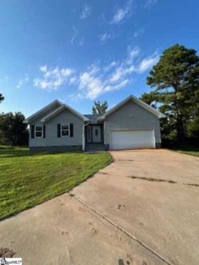 Home For Sale in Gaffney, South Carolina