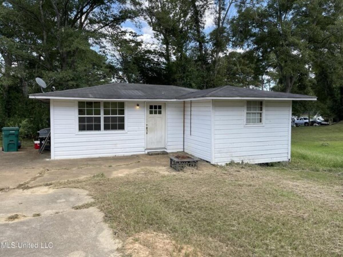 Picture of Home For Sale in Carthage, Mississippi, United States