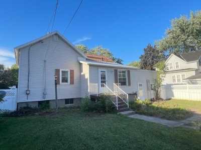 Home For Sale in Marinette, Wisconsin