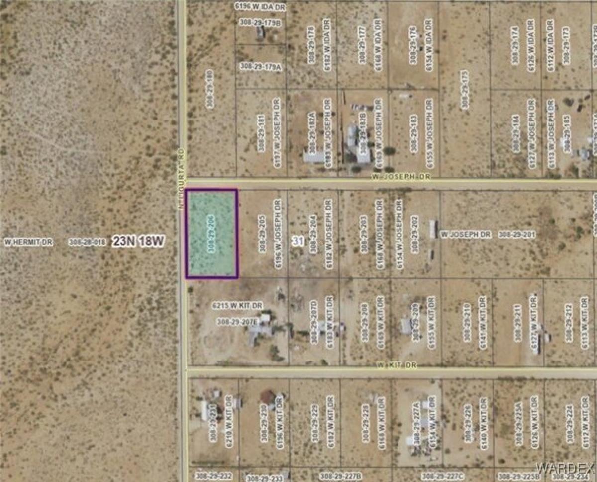 Picture of Residential Land For Sale in Golden Valley, Arizona, United States