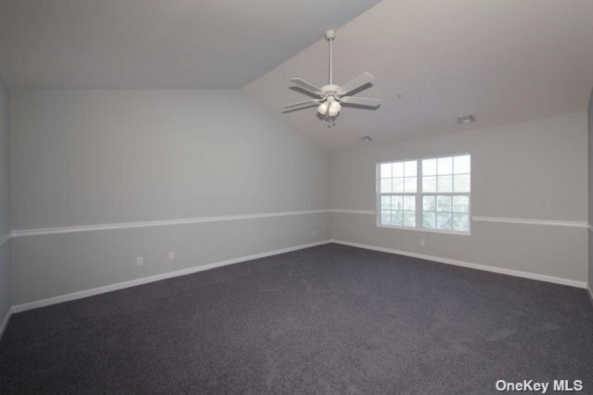 Picture of Apartment For Rent in Mastic Beach, New York, United States