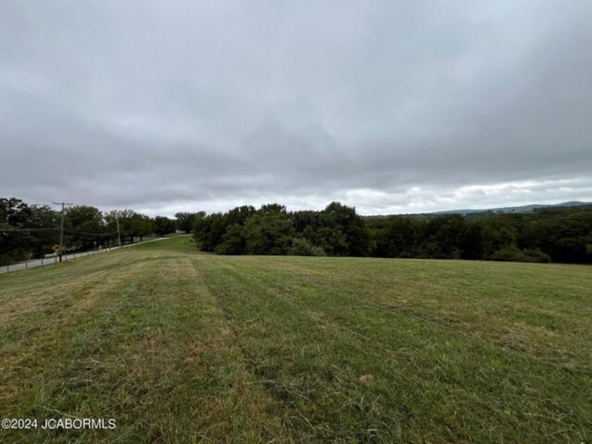 Picture of Residential Land For Sale in Jefferson City, Missouri, United States