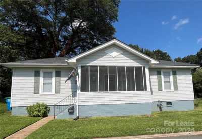 Home For Rent in Cramerton, North Carolina