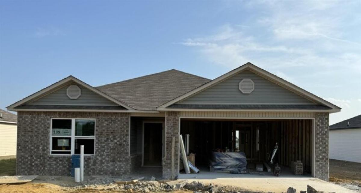 Picture of Home For Sale in Beebe, Arkansas, United States