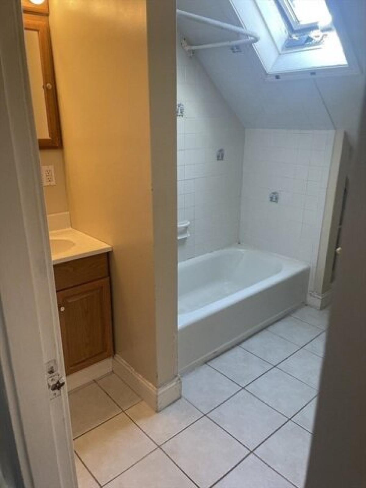 Picture of Apartment For Rent in Lynn, Massachusetts, United States