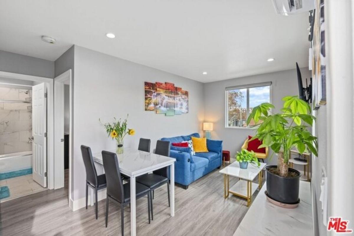 Picture of Apartment For Rent in Los Angeles, California, United States