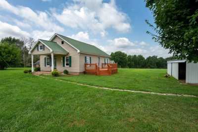 Home For Sale in Lafayette, Tennessee