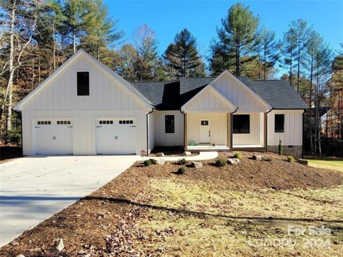 Picture of Home For Sale in Morganton, North Carolina, United States