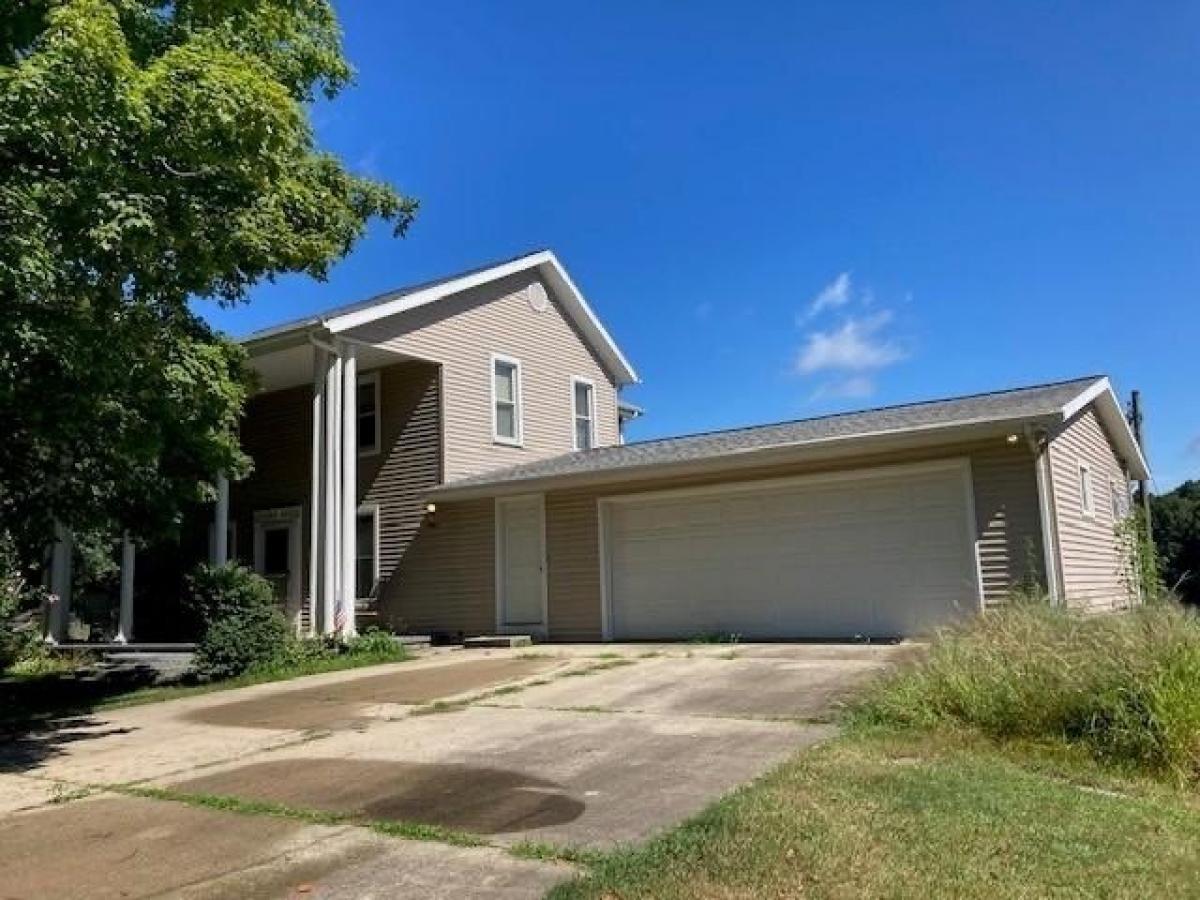 Picture of Home For Sale in Niles, Michigan, United States