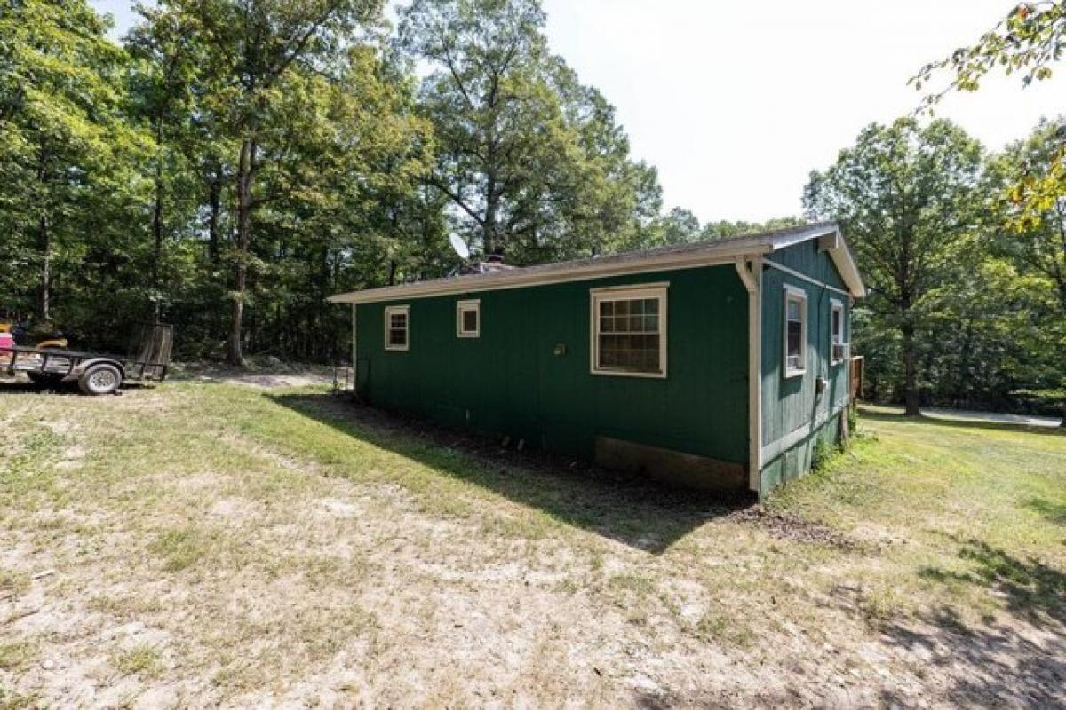 Picture of Home For Sale in Luray, Virginia, United States