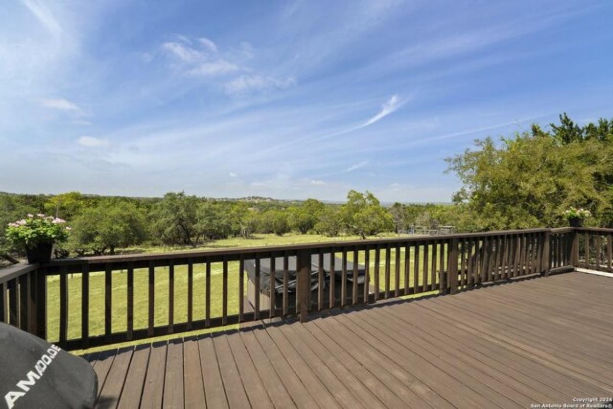 Picture of Residential Land For Sale in Comfort, Texas, United States