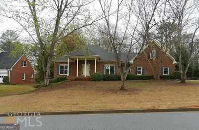 Home For Sale in Conyers, Georgia