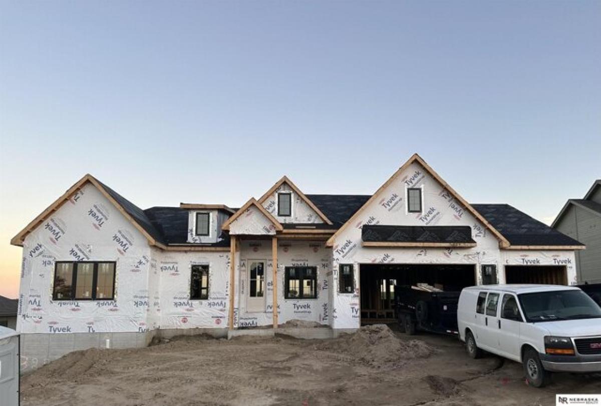 Picture of Home For Sale in Ashland, Nebraska, United States