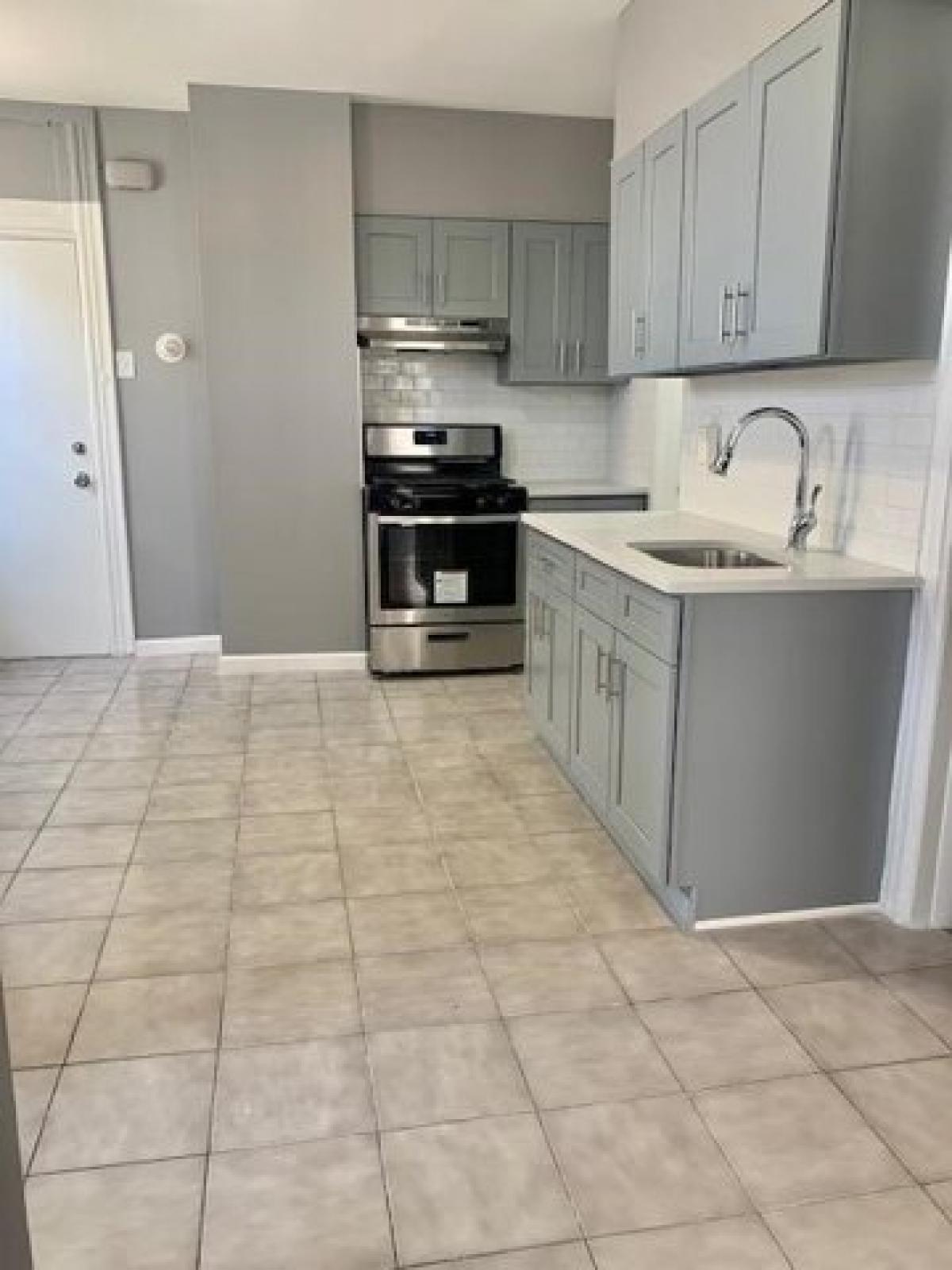 Picture of Home For Rent in Bayonne, New Jersey, United States