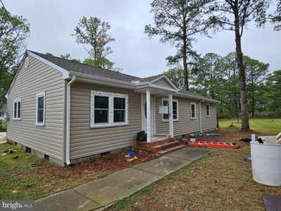 Home For Sale in Crisfield, Maryland