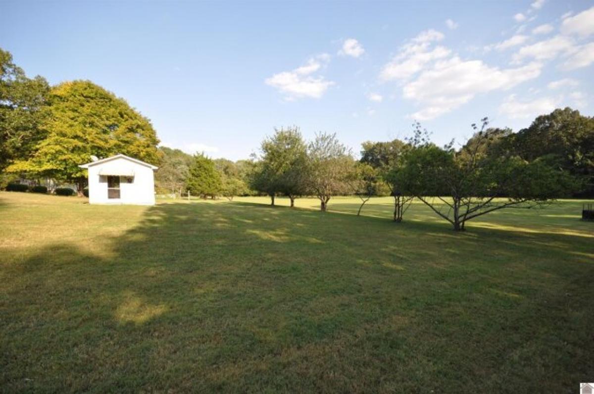 Picture of Home For Sale in Benton, Kentucky, United States