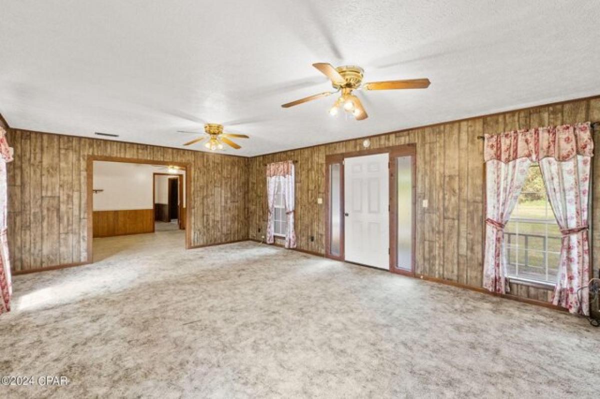 Picture of Home For Sale in Chipley, Florida, United States