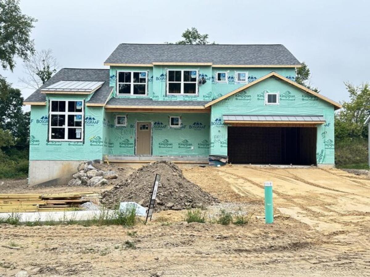 Picture of Home For Sale in Jenison, Michigan, United States