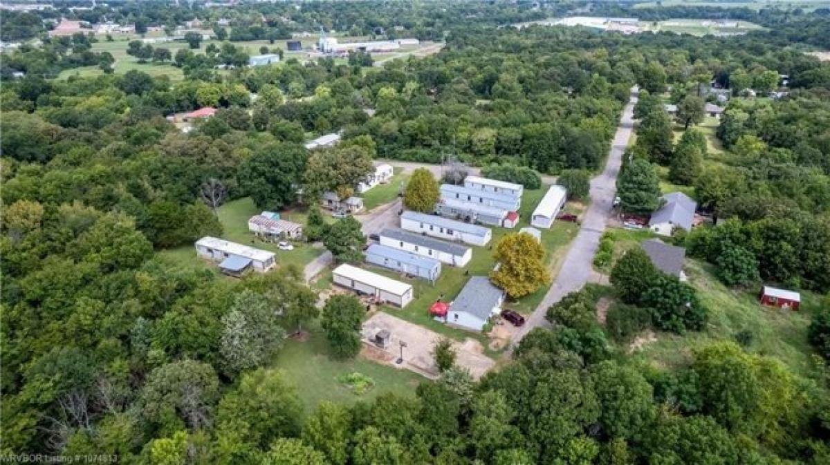 Picture of Home For Sale in Poteau, Oklahoma, United States