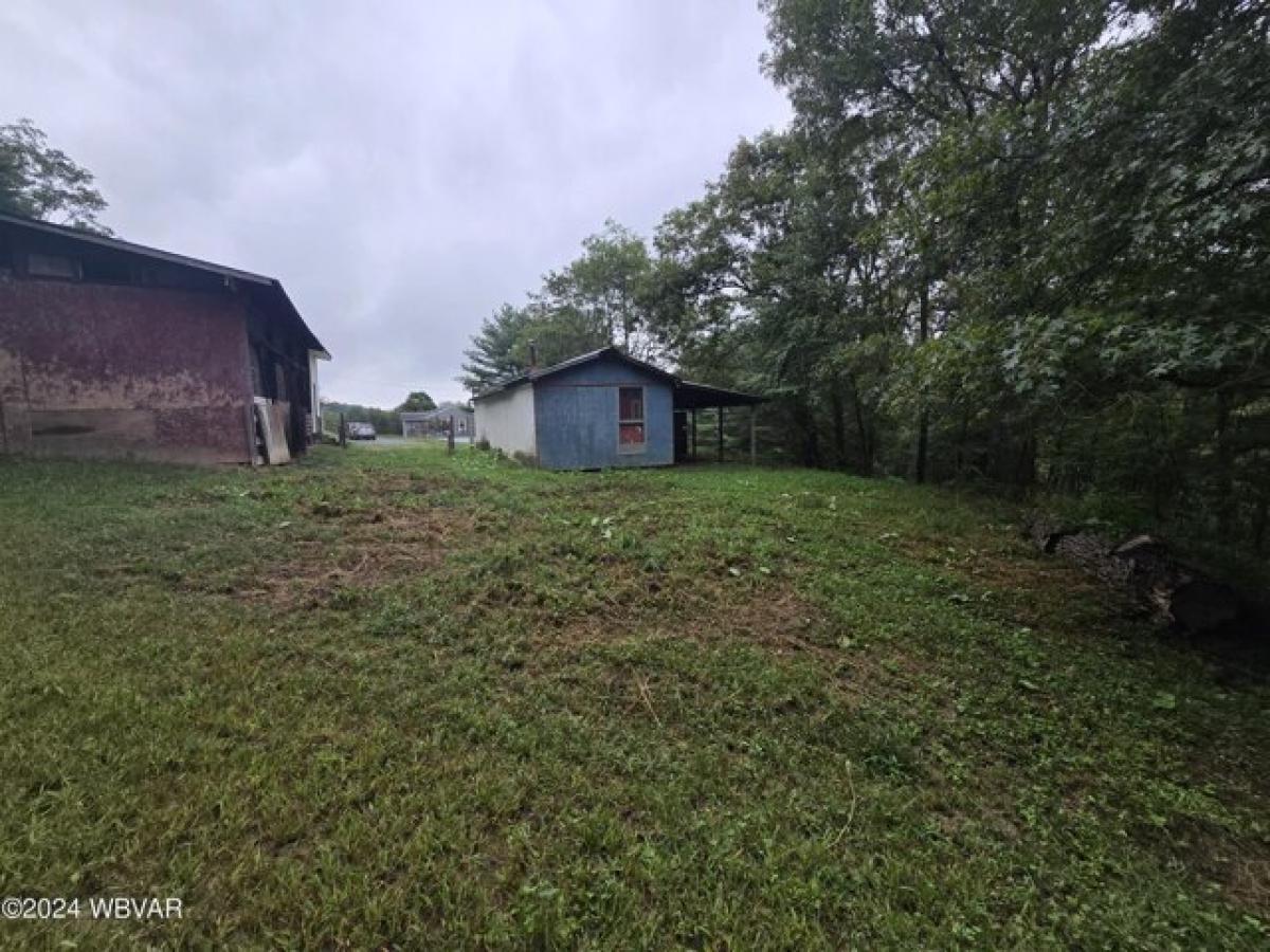 Picture of Home For Sale in Lock Haven, Pennsylvania, United States