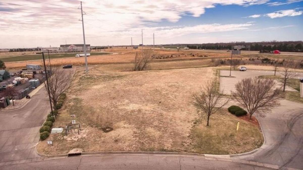 Picture of Residential Land For Sale in Salina, Kansas, United States