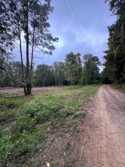 Residential Land For Sale in Plantersville, Texas