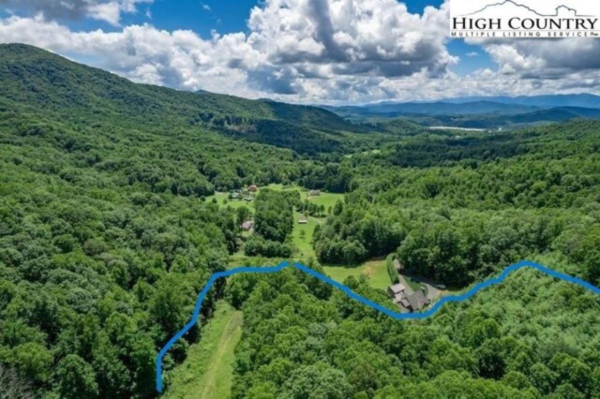 Picture of Residential Land For Sale in Newland, North Carolina, United States