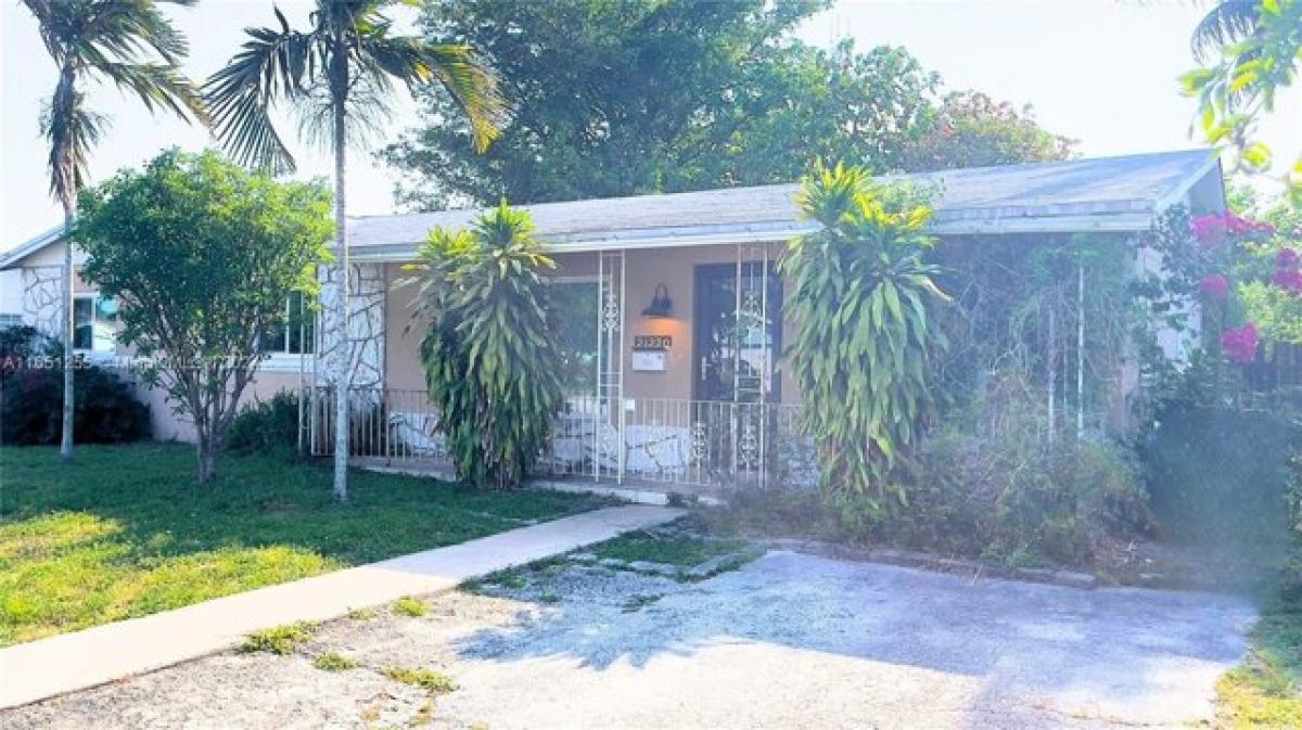 Picture of Home For Sale in Miami Gardens, Florida, United States