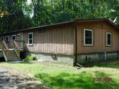 Home For Sale in East Stroudsburg, Pennsylvania