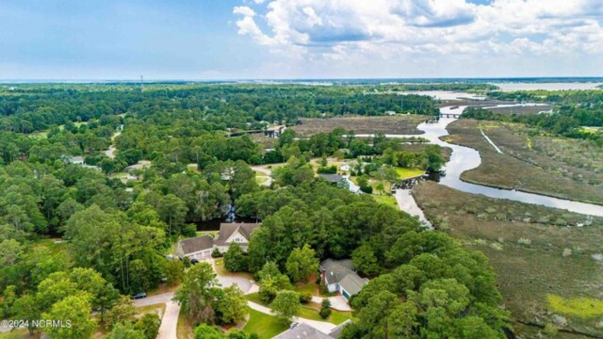 Picture of Residential Land For Sale in Cape Carteret, North Carolina, United States