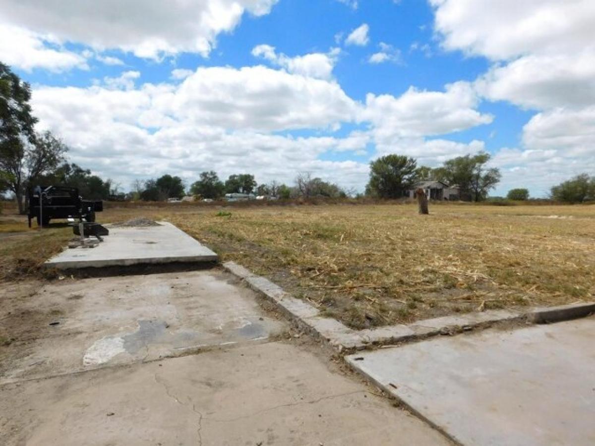 Picture of Home For Sale in Muleshoe, Texas, United States