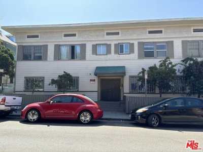 Home For Sale in Venice, California