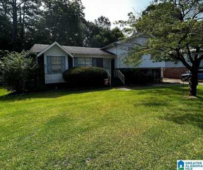 Home For Sale in Hueytown, Alabama