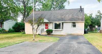 Home For Rent in Niskayuna, New York