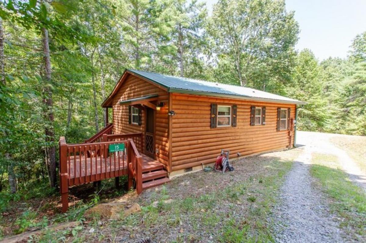 Picture of Home For Sale in Murphy, North Carolina, United States