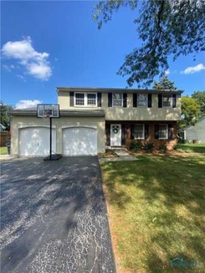 Home For Sale in Perrysburg, Ohio