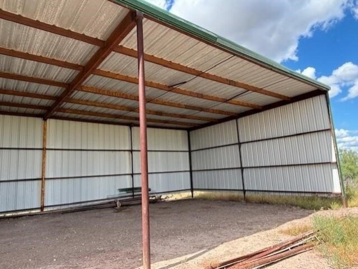 Picture of Home For Sale in Laredo, Texas, United States