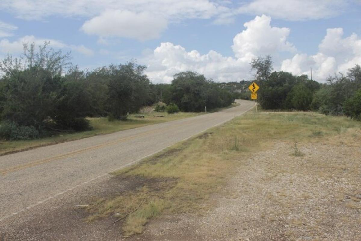 Picture of Residential Land For Sale in Rocksprings, Texas, United States