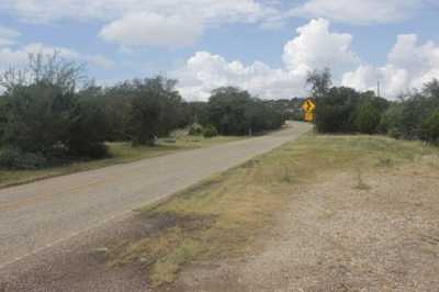 Residential Land For Sale in Rocksprings, Texas