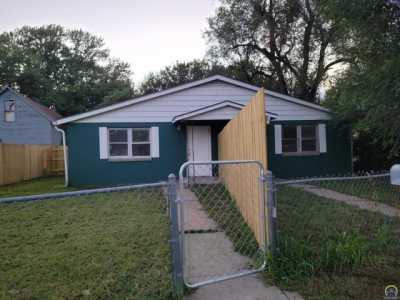 Home For Sale in Topeka, Kansas