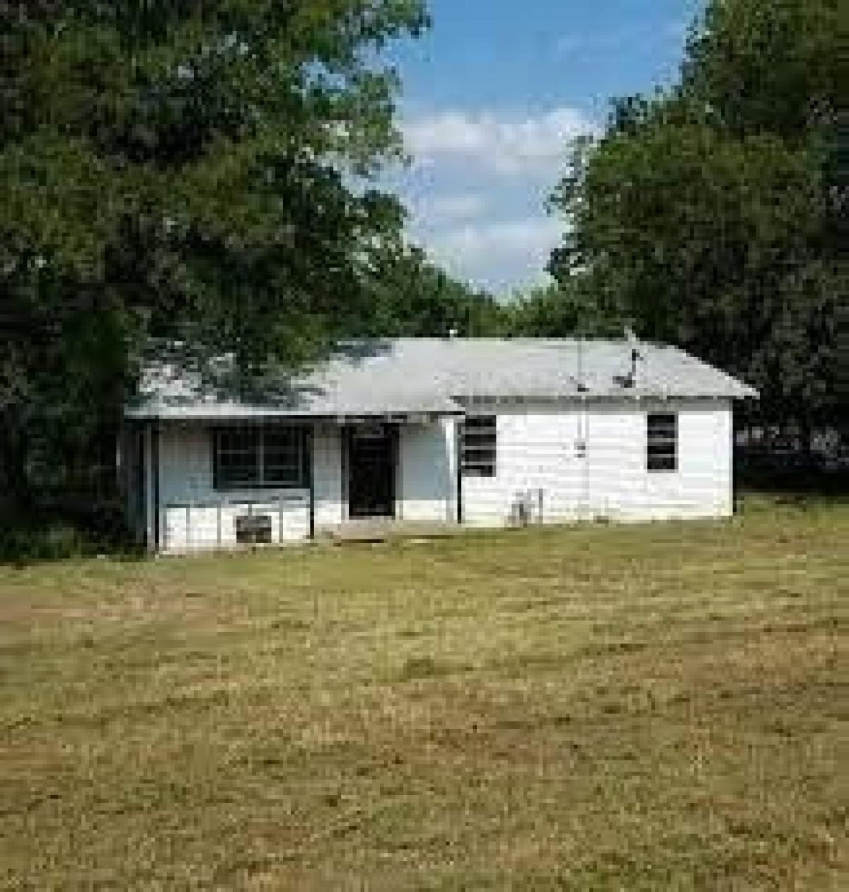 Picture of Home For Sale in Lone Oak, Texas, United States