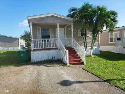 Home For Sale in Davie, Florida